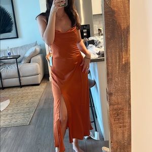 ASTR GAIA MIDI DRESS / rust